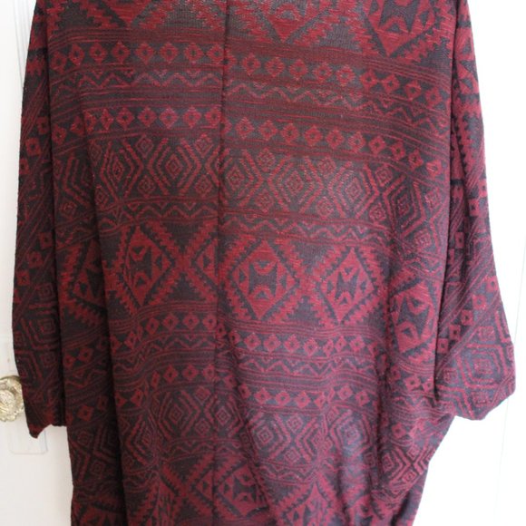 Black and Burgundy Aztec Print Cardigan - Picture 2 of 7